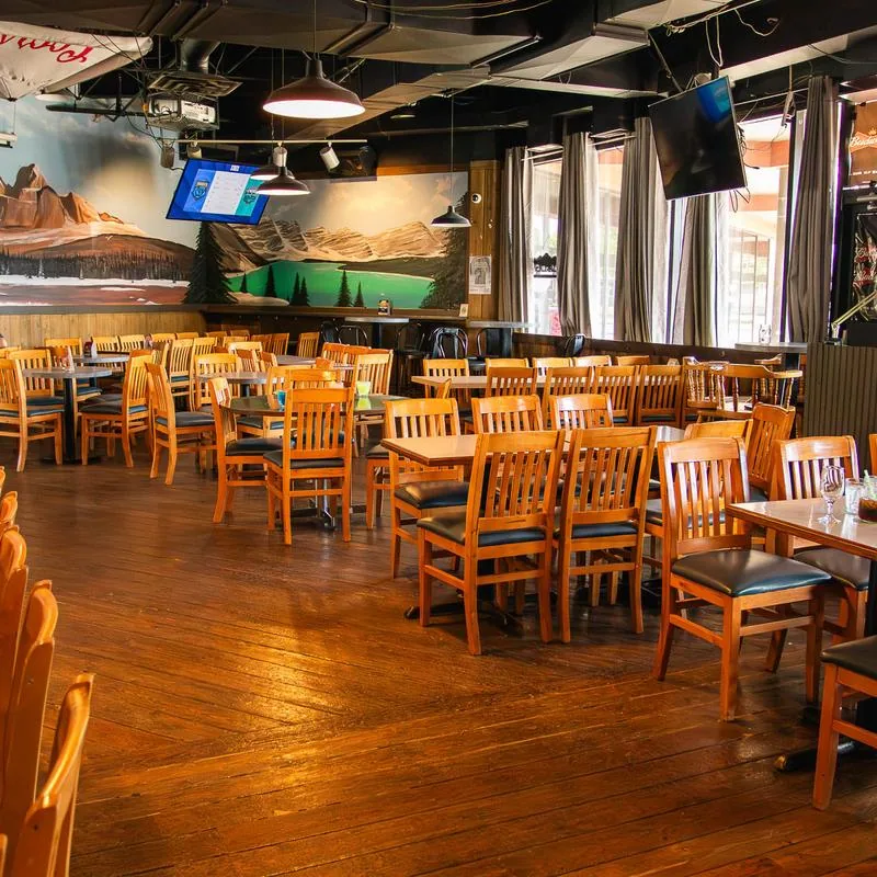 Lb's Pub in St. Albert, AB