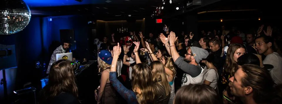 99TEN in Edmonton, AB