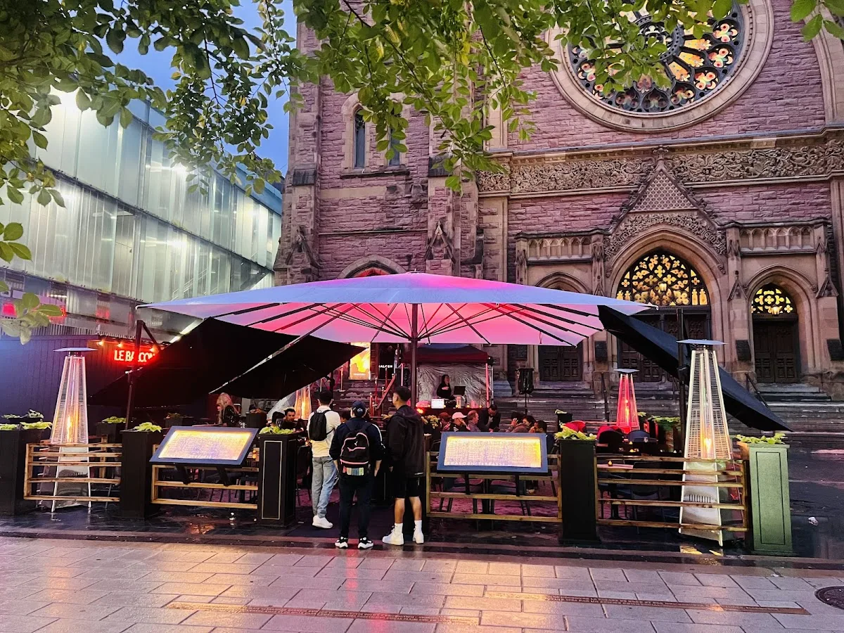 Le Balcon X Terrasse in Montreal, QC