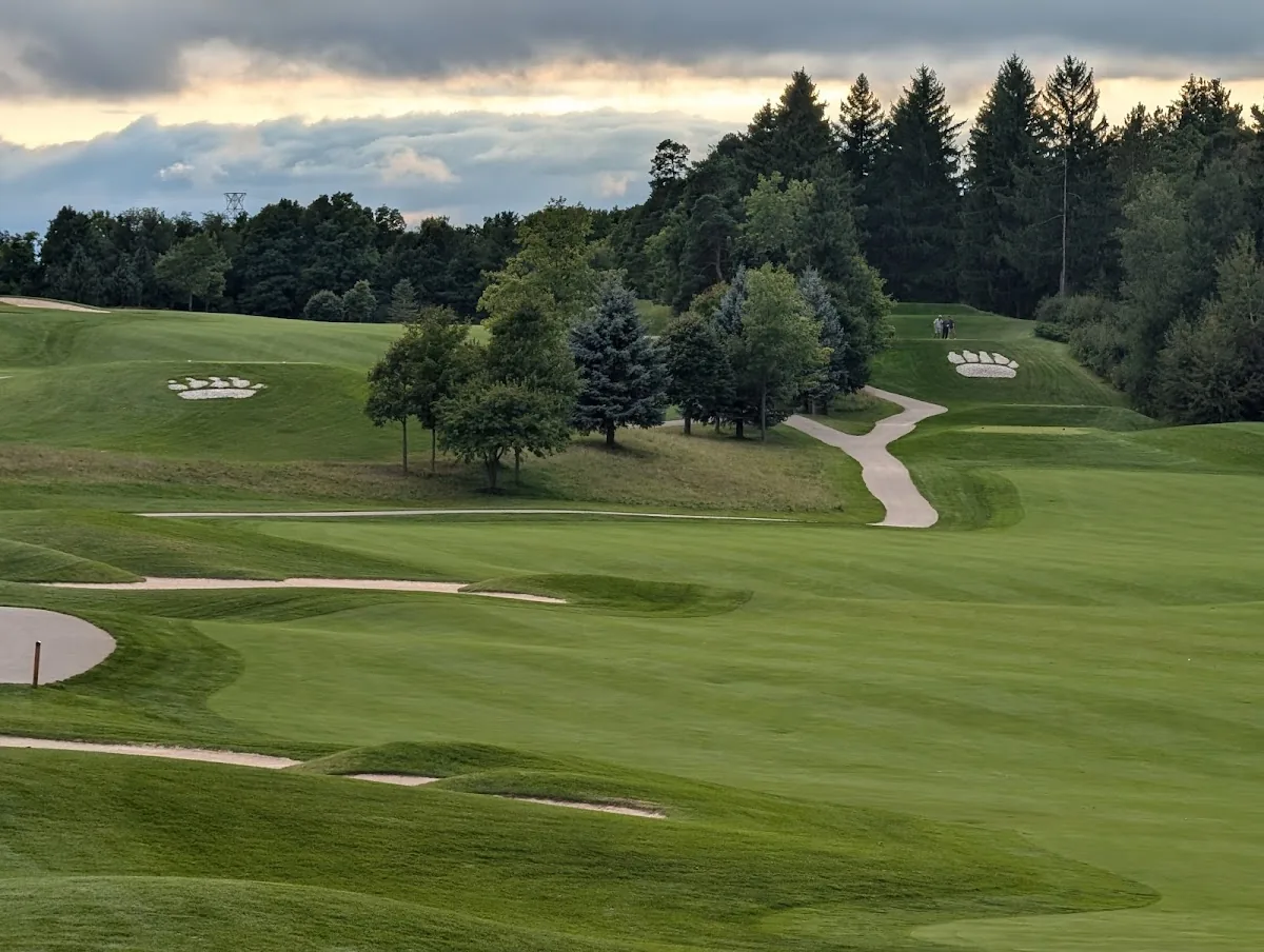 Whistle Bear Golf Club in Cambridge, ON