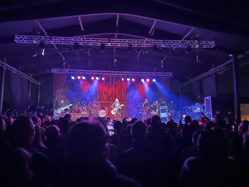 WILL WOOD & THE TAPEWORMS at Riverfront Live