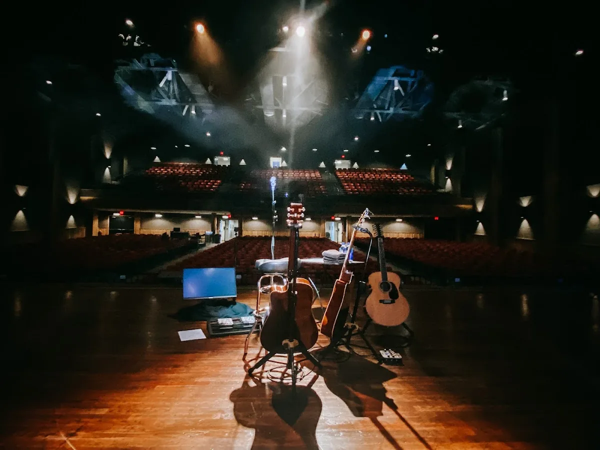 Renfro Valley Entertainment Center in Mount Vernon, KY