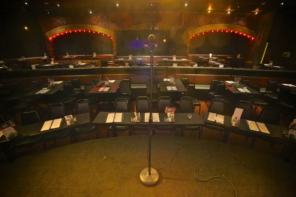 Flappers Comedy Club in Burbank, CA