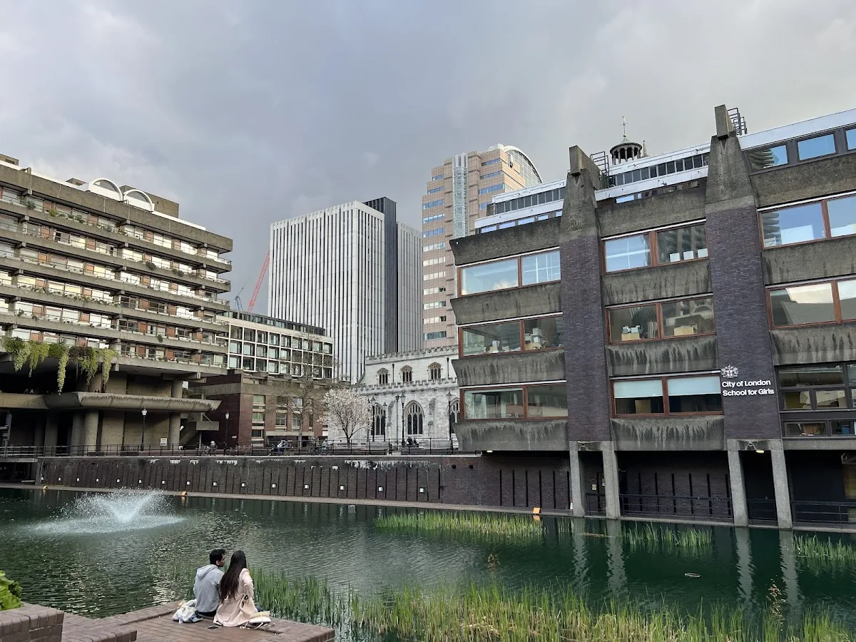 Barbican Centre in London, LON