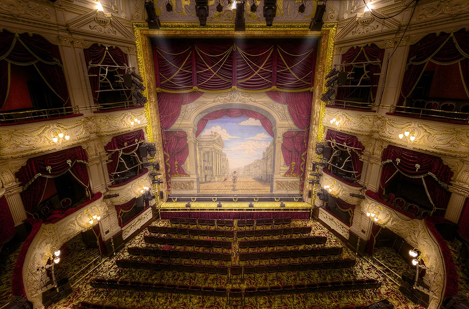 Theatre Royal in Newcastle upon Tyne, NEE