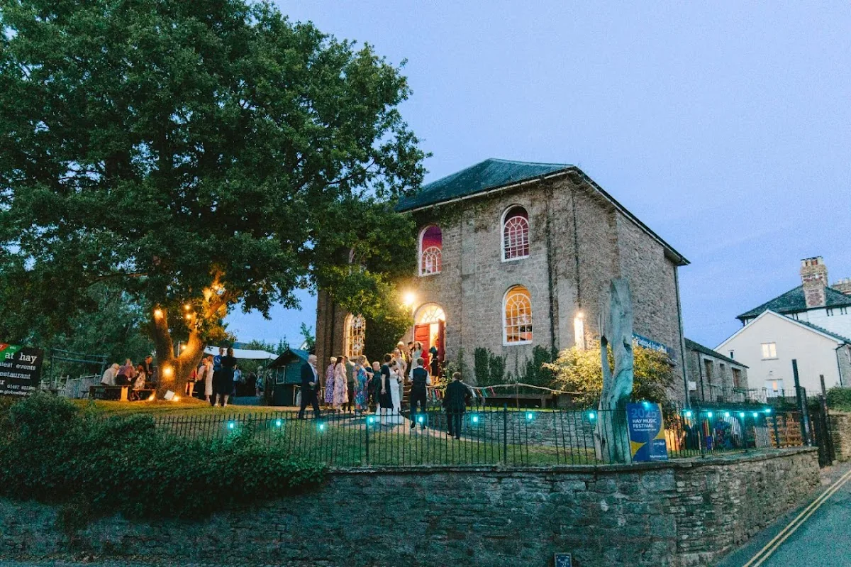 The Globe in Hay-on-Wye, SWE