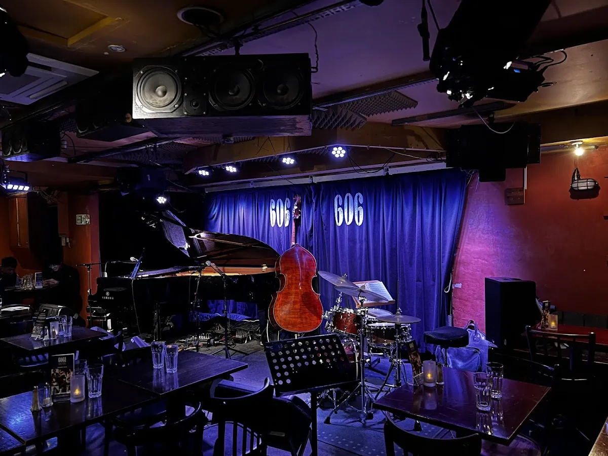 The 606 Club in London, SEE