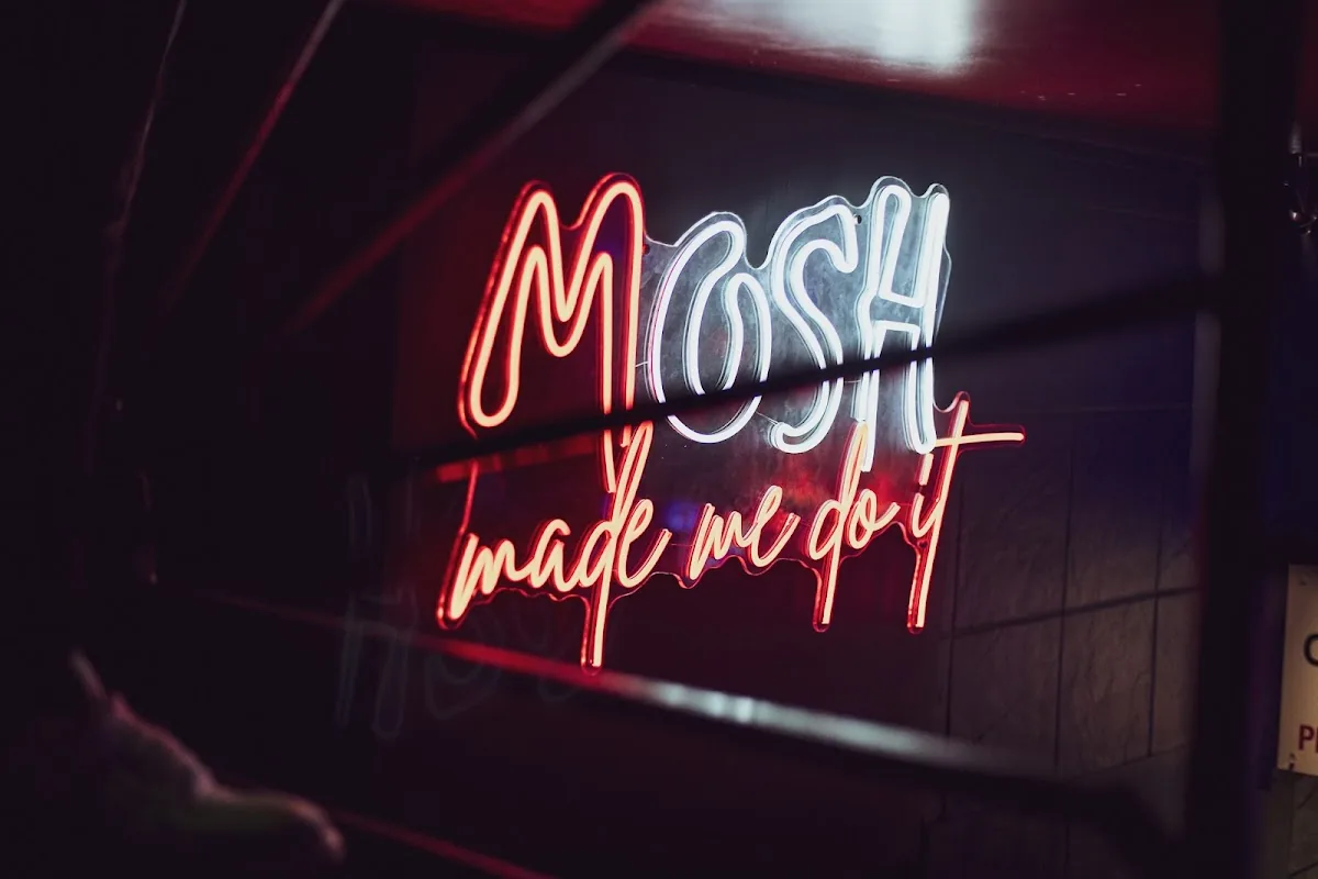 Mosh in Leicester, EML