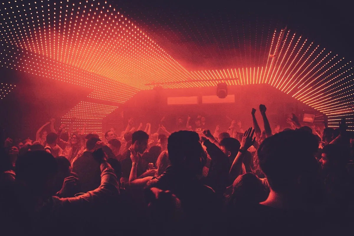 Lightbox in London, EOE