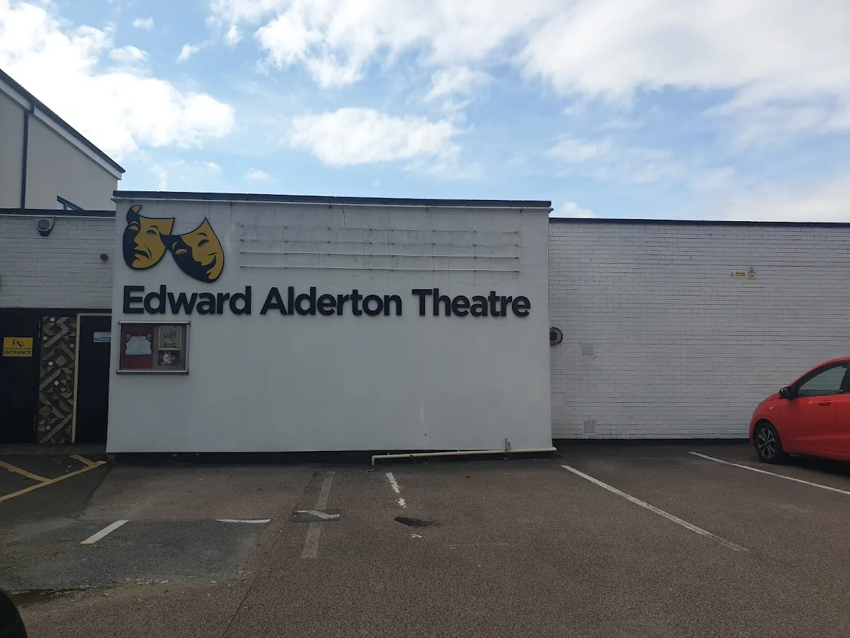 Edward Alderton Theatre in Kent, LON