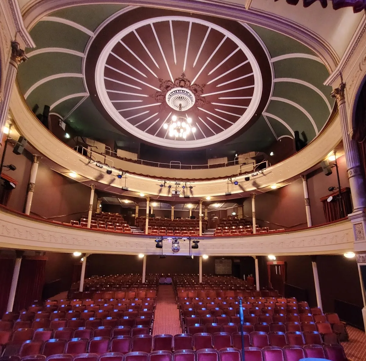 The Royal Hippodrome Theatre in Eastbourne, SEE